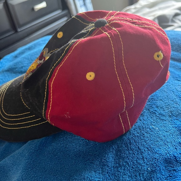 Original Harry Potter Gryffindor hat Universal Studios - Picture 4 of 5